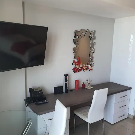 Pearls Sea Facing Studio - Self Catering Durban Exterior photo